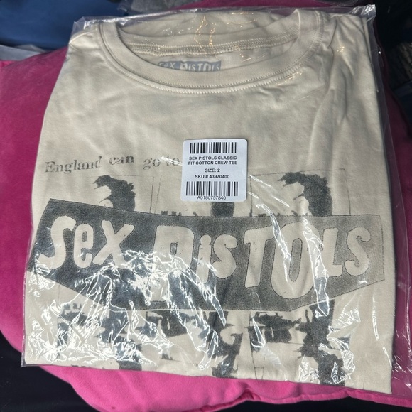 Torrid Sex Pistols Graphic Tee Band Tee - Picture 4 of 4